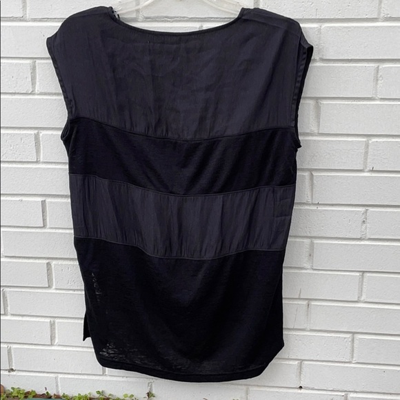 Banana Republic Top - Picture 8 of 9